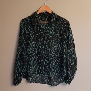 I LOVE H81 Button Down by Forever 21 size Small